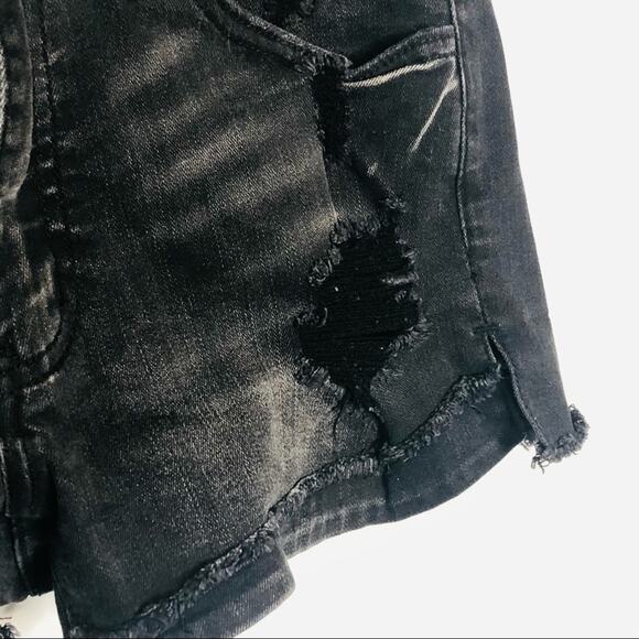 KanCan Black Distressed Denim Shorts – Size 24 - Picture 5 of 15